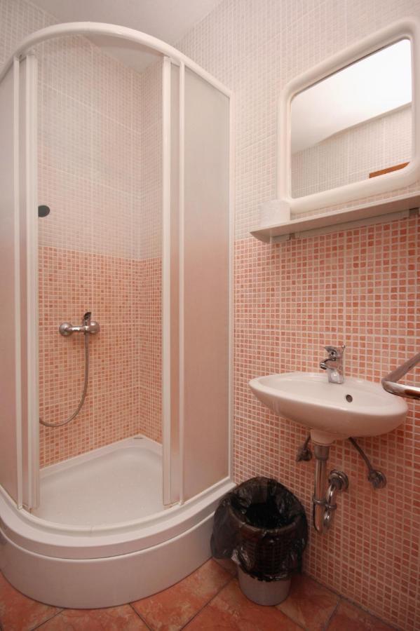 Apartment Podaca 6050A Buitenkant foto